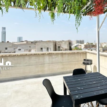 Апартаменты Lecce Central Flat - Attico Con Patio E Parcheggio Privato Экстерьер фото