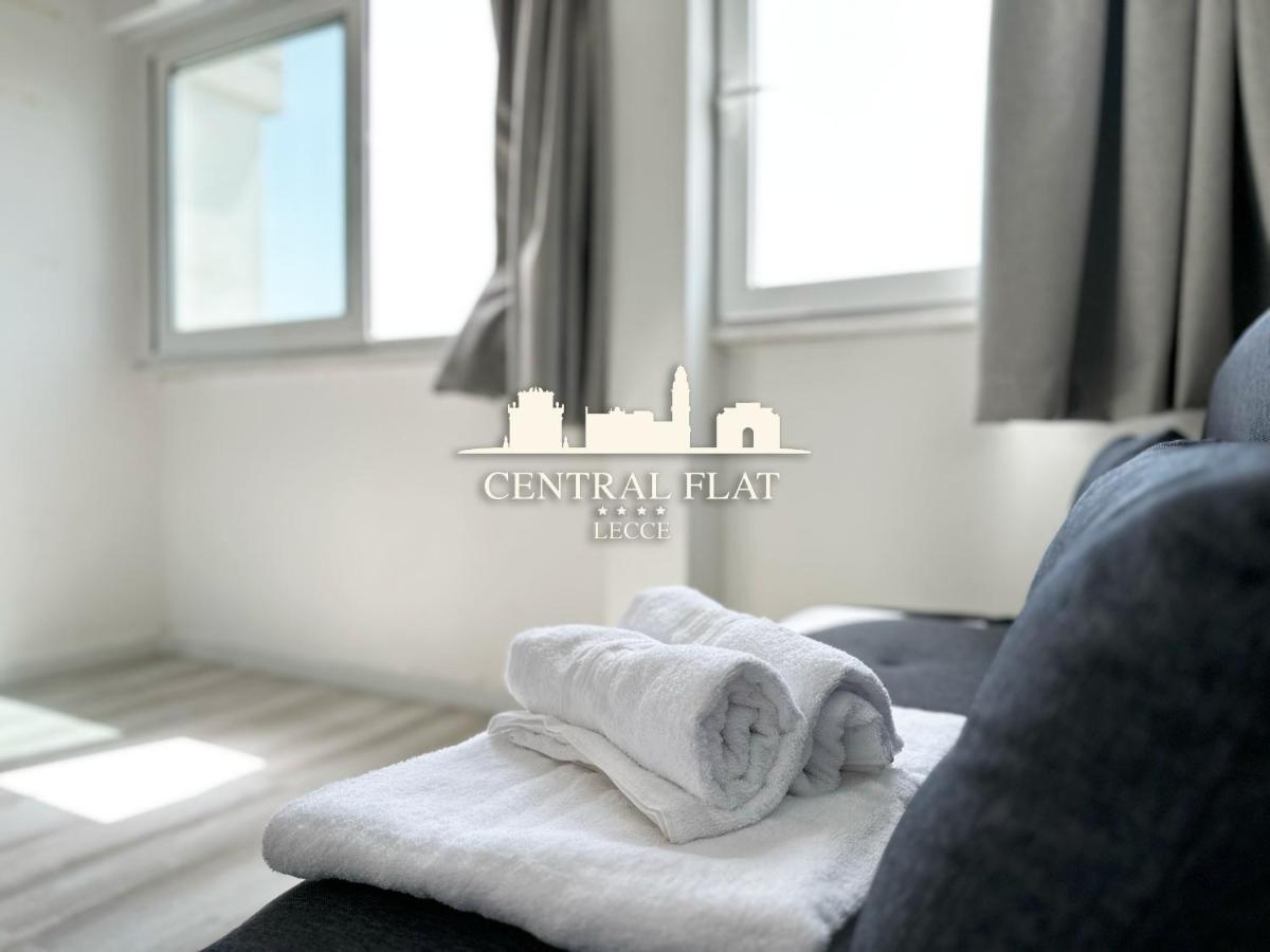 Апартаменты Lecce Central Flat - Attico Con Patio E Parcheggio Privato Экстерьер фото